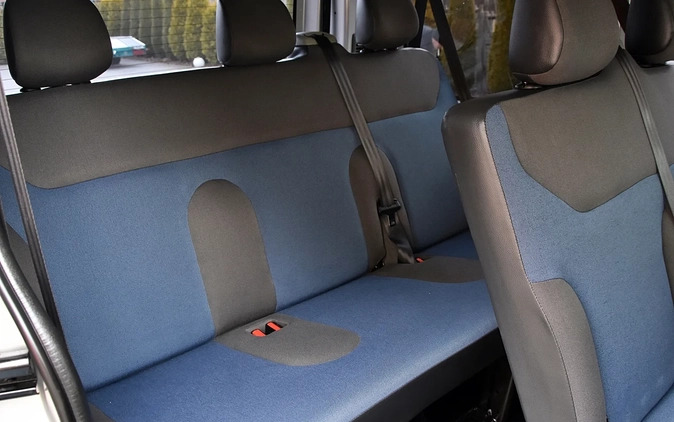 Renault Trafic cena 56900 przebieg: 200000, rok produkcji 2012 z Wielichowo małe 704